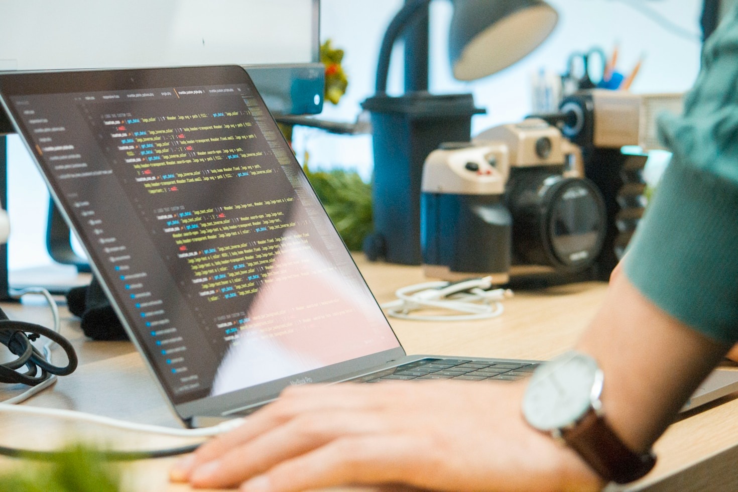 Navigating Career Transitions in a Digital Age
